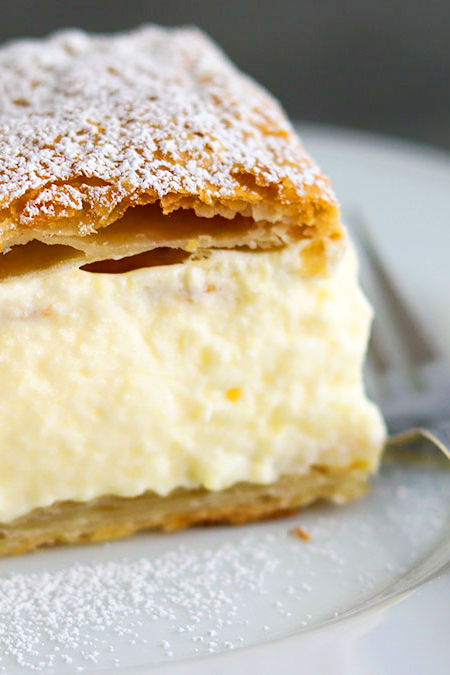 One of the 3 Slovenian Desserts to impress is Kremsnita!