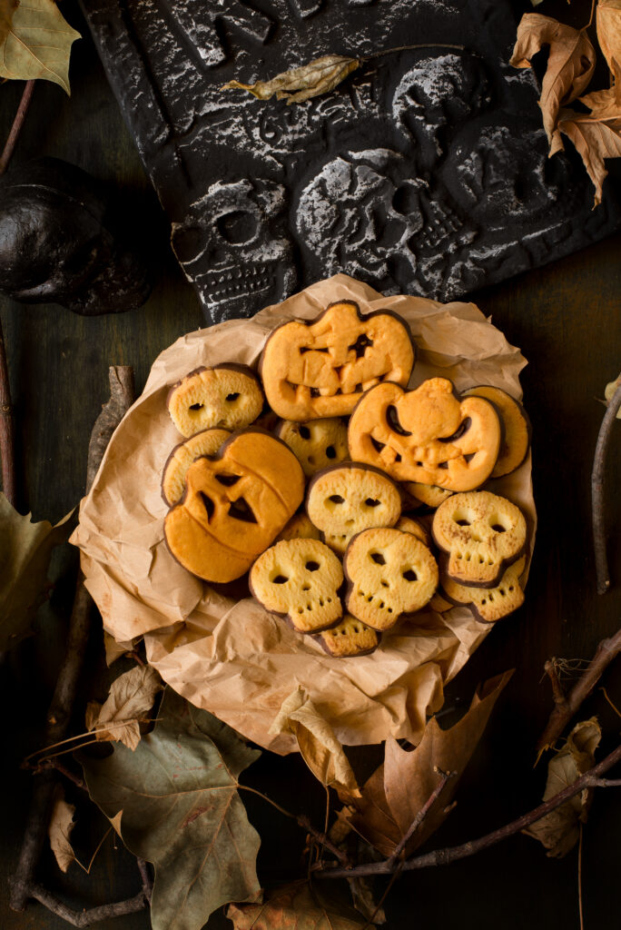 Cookies with ghostly faces. A Fun Halloween Activities to do